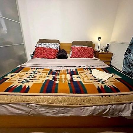 Large London Apartment Near Portobello Market, Notting Hill מראה חיצוני תמונה